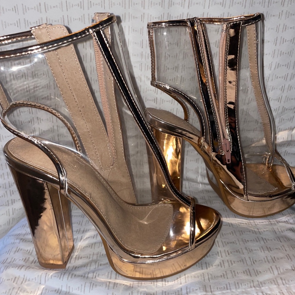 charlotte russe heels size 7 new without box